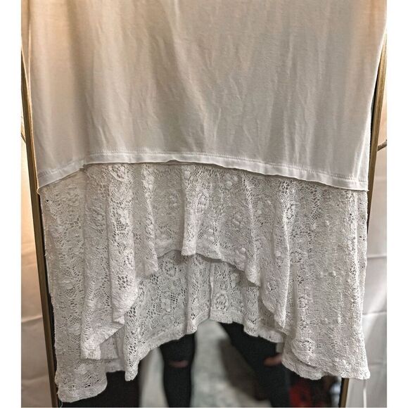 Altar’d State Top - Picture 4 of 6